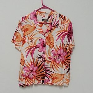 Women's button up top